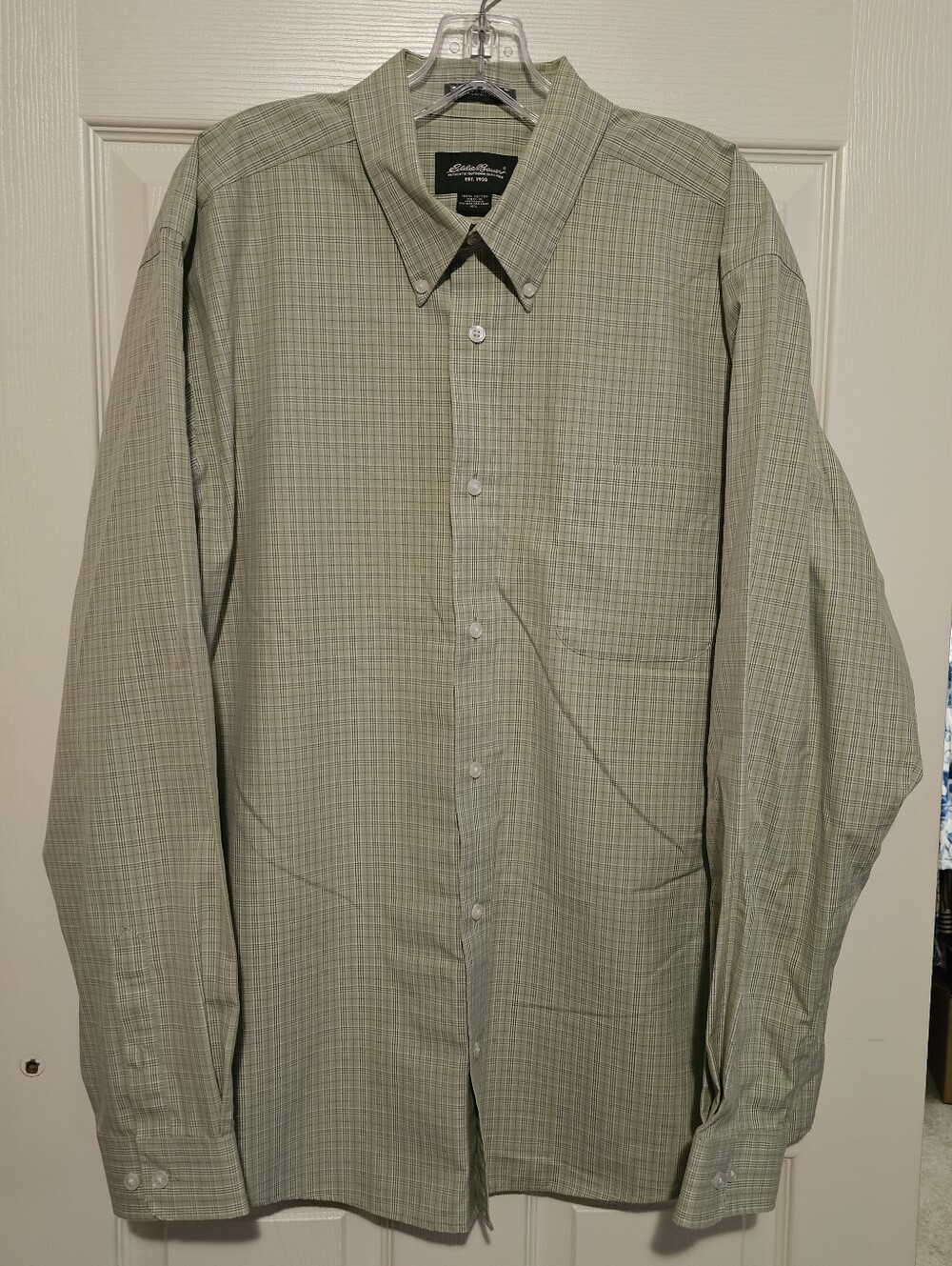 Eddie Bauer Light Green Checked Button-Down Shirt Sz XL